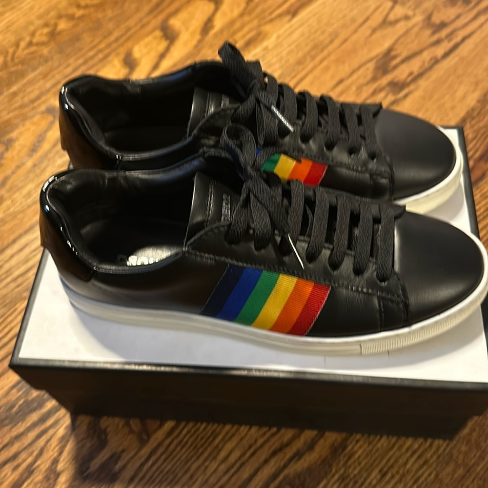 Dsquared2 Black leather sneakers